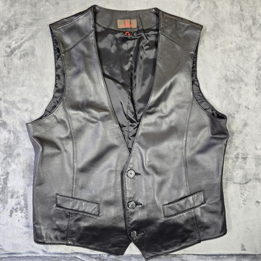 Danier Genuine Leather Vest Size Medium Suit